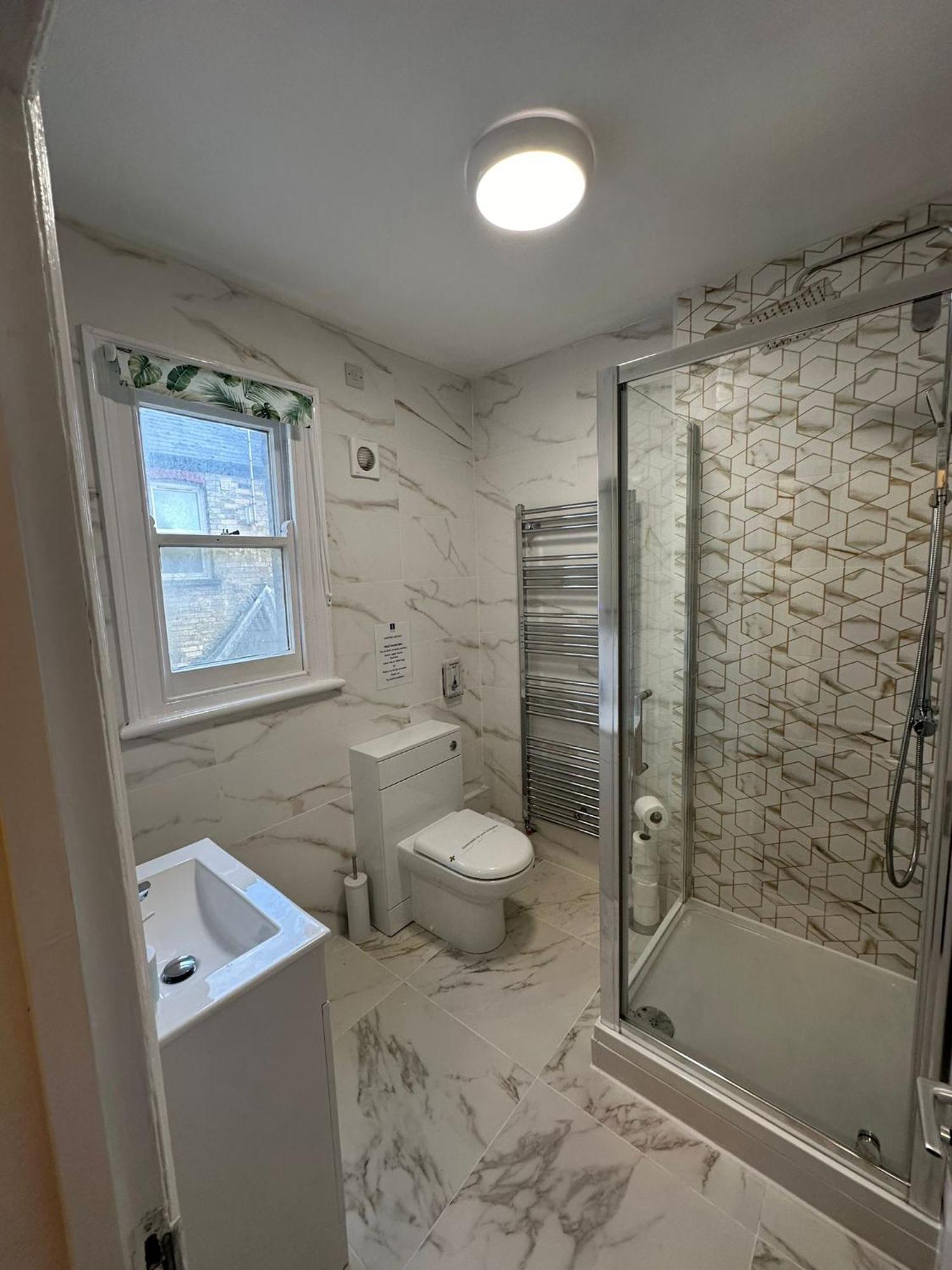 Cambridge Central Rooms - Tas Accommodations Екстер'єр фото