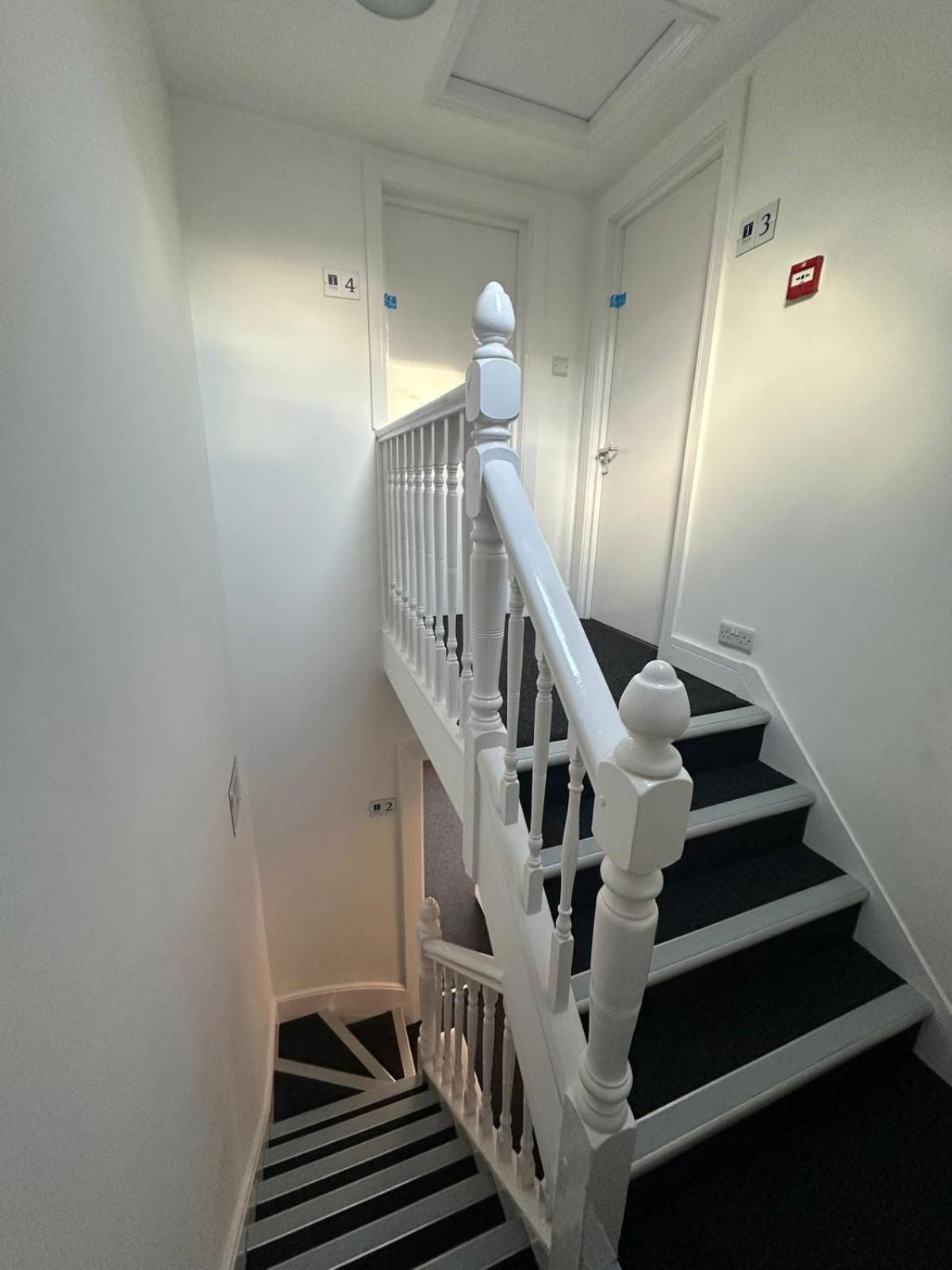 Cambridge Central Rooms - Tas Accommodations Екстер'єр фото