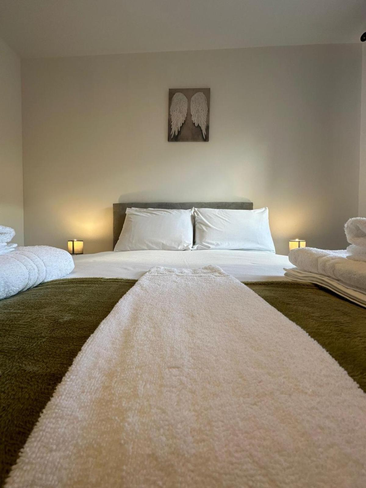 Cambridge Central Rooms - Tas Accommodations Екстер'єр фото