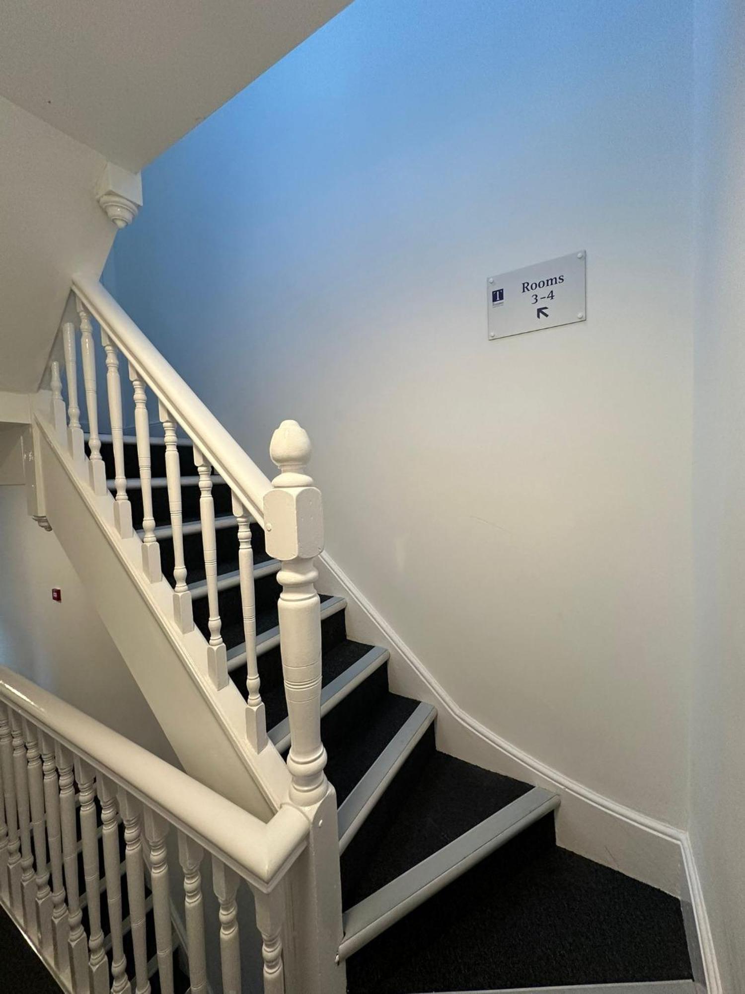 Cambridge Central Rooms - Tas Accommodations Екстер'єр фото
